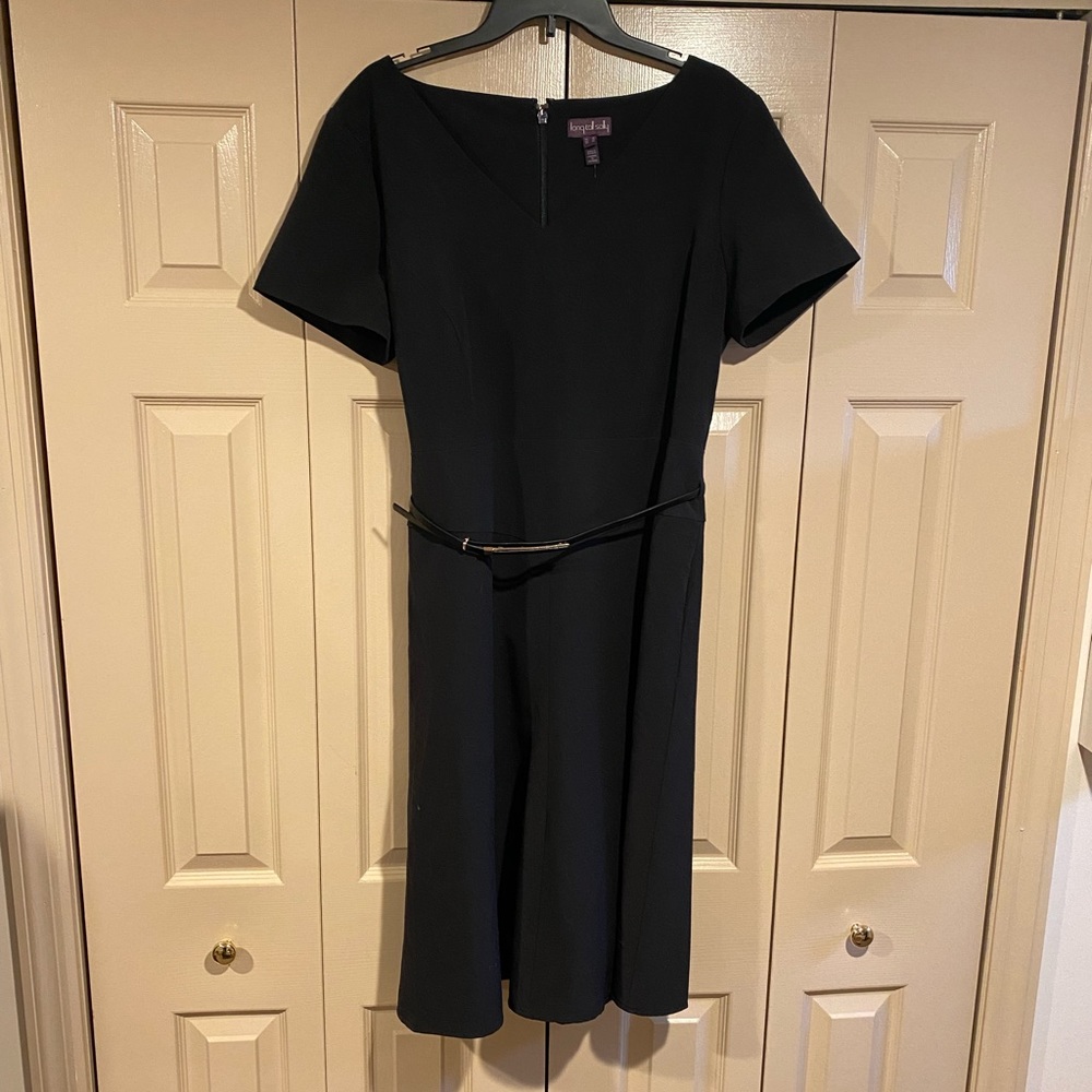 NWT LTS Black V-Neck Short Sleeve Dress with belt
